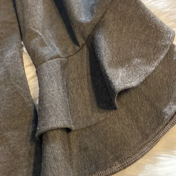 Suzanne Betro length 33” bust 42” Jacket size XL Chic Gray Flared Sleeves 20” - Picture 12 of 12